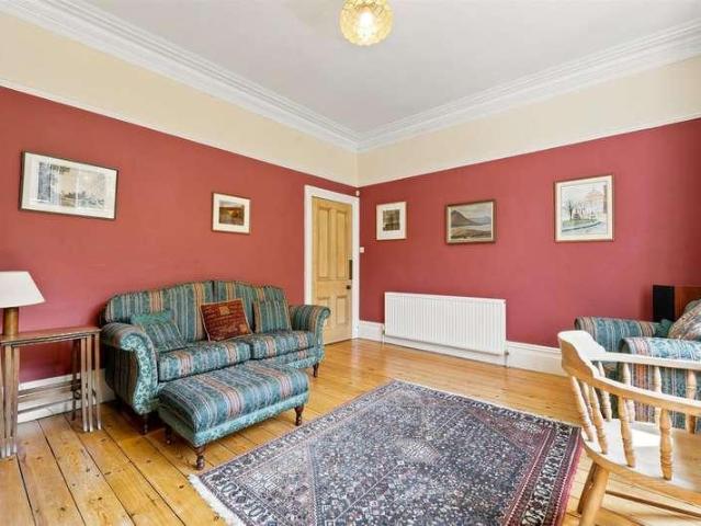 7 bed house for sale