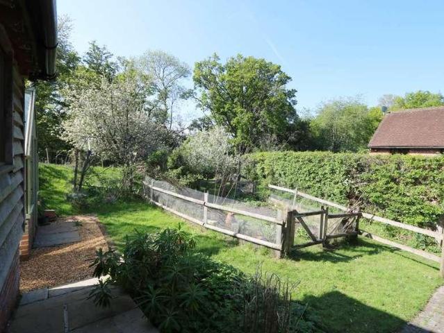 7 bed house for sale