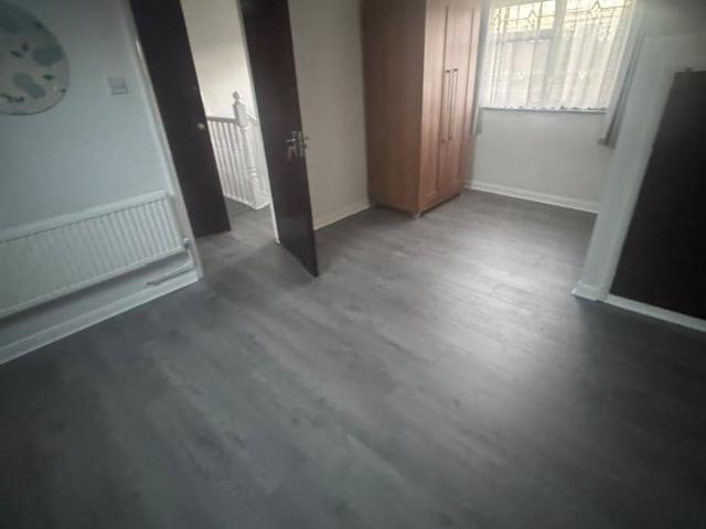 7 Bed Semi Detached House, Elgin Road, IG3