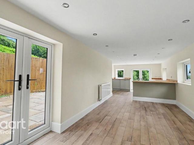 7 bedroom cottage to rent