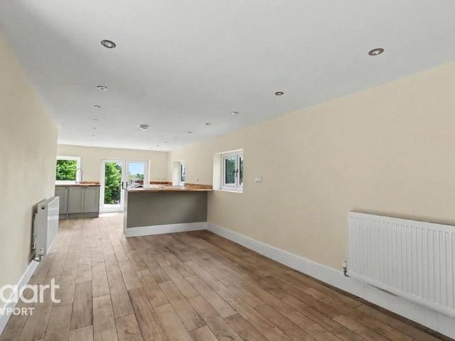 7 bedroom cottage to rent