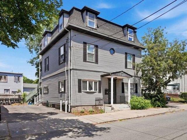 7 bedroom, Chelsea MA 02150 105561366