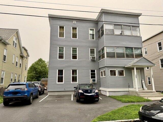 7 bedroom, Chicopee MA 01013 104477298