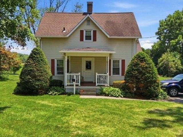 7 bedroom, Amherst MA 01002 104405937