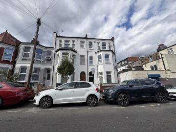 7 bedroom apartment for sale