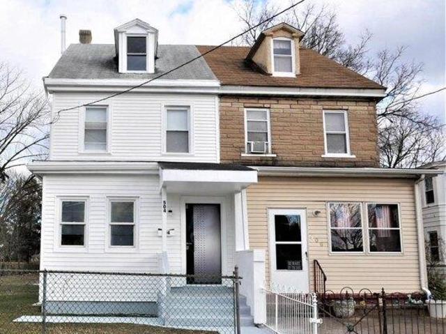7 bedroom, Beverly NJ 08010 105318011