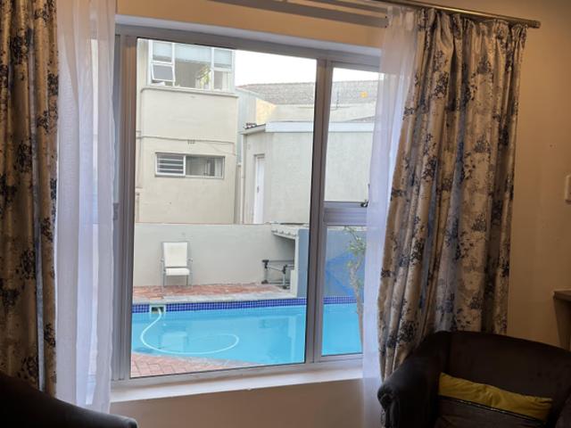 7 Bedroom Bed & Breakfast To Let in Sea Point
