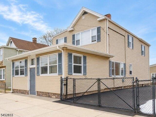 7 bedroom, Belleville NJ 07109 105535573