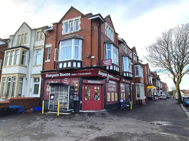 7 bedroom block of apartments for sale