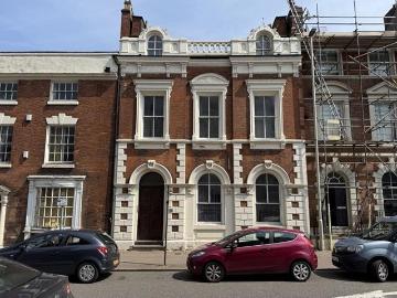 7 bedroom block of apartments for sale