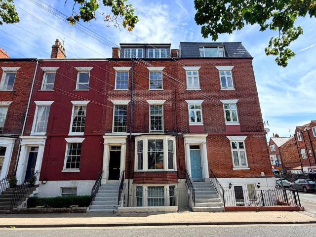 7 bedroom block of apartments for sale
