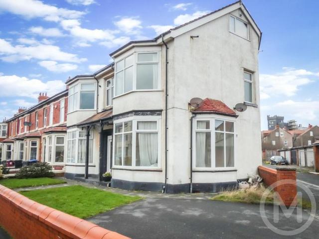 7 bedroom block of apartments for sale