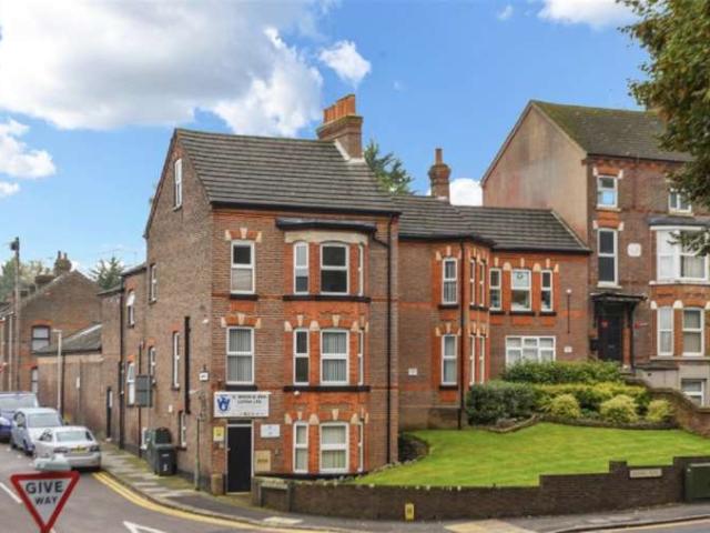 7 Bedroom Block Of Apartments Flat