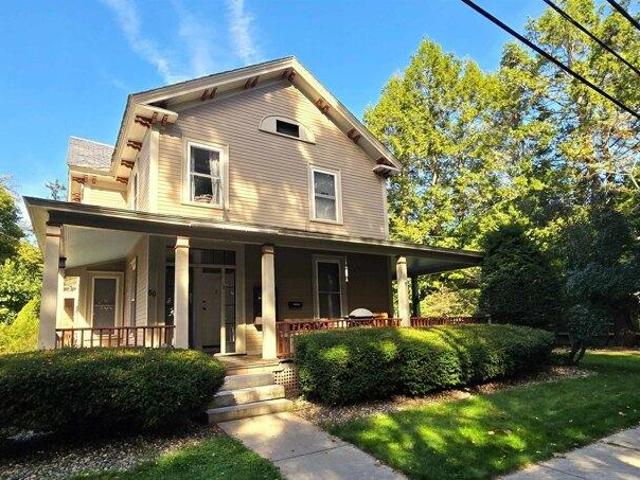 7 bedroom, Brattleboro VT 05301 105534055