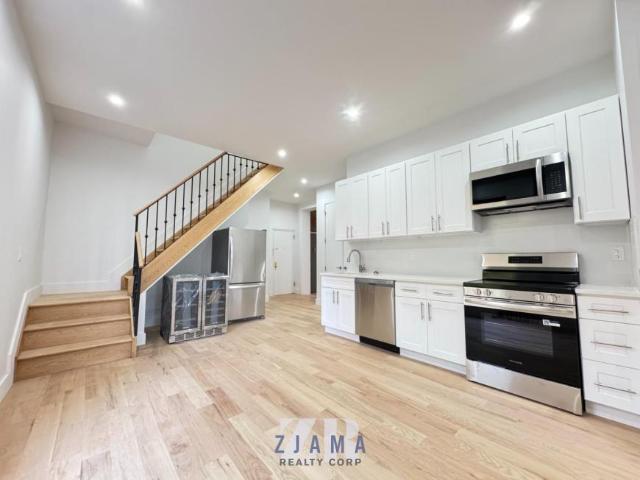 7 bedroom, Brooklyn NY 11216 LS93914990