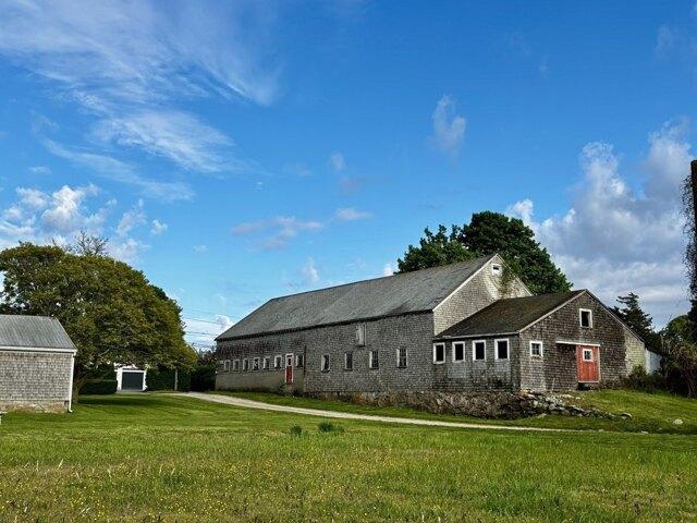 7 bedroom, Dartmouth MA 02748 105693523