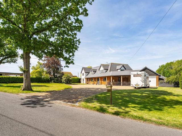 7 bedroom detached house for sale