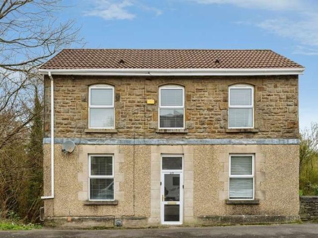 7 Bedroom Detached House