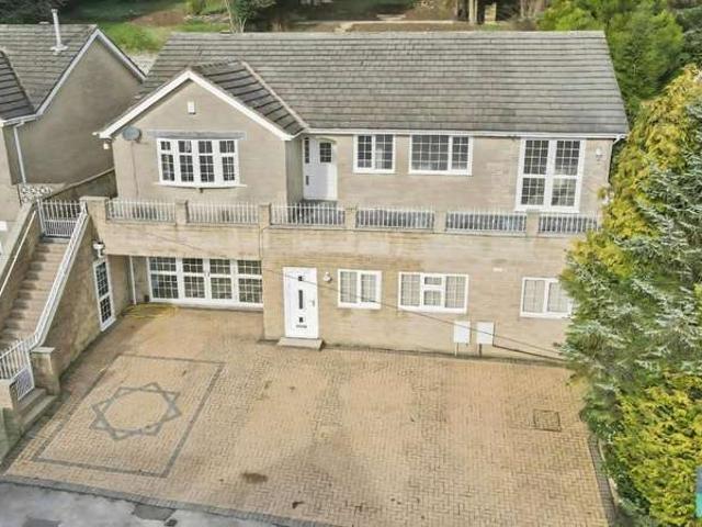7 Bedroom Detached House