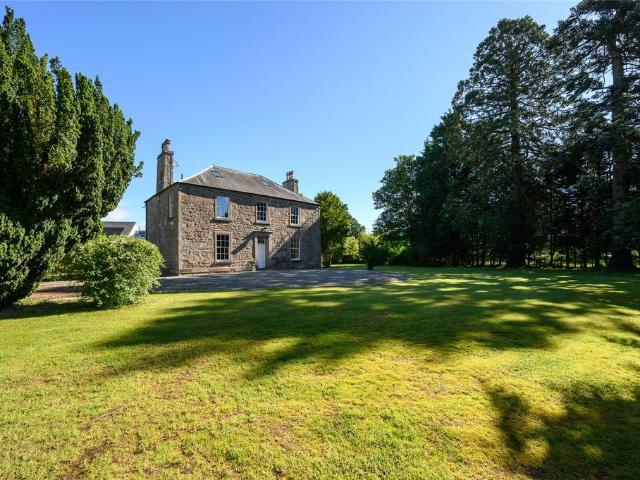 7 bedroom detached house for sale