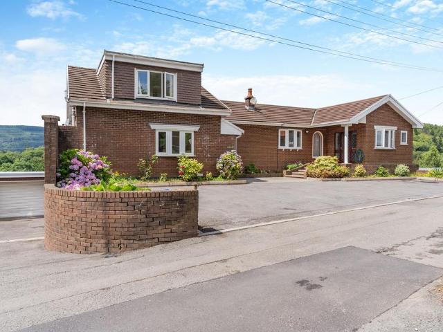 7 bedroom detached house for sale