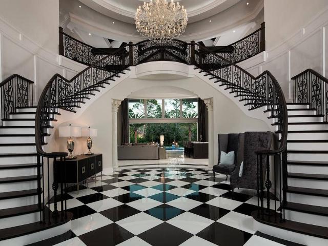 7 bedroom detached house for sale