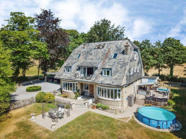 7 bedroom detached house for sale