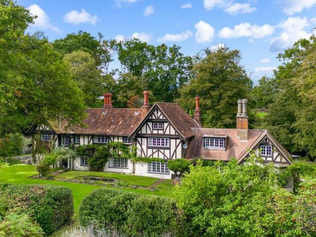 7 bedroom detached house for sale