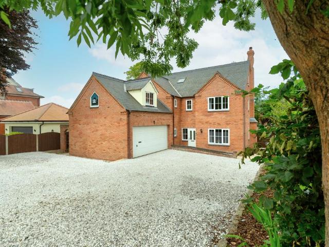 7 bedroom detached house for sale