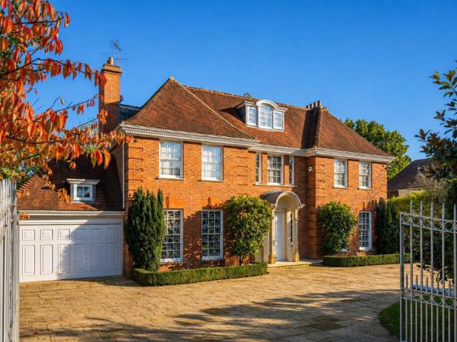7 bedroom detached house for sale