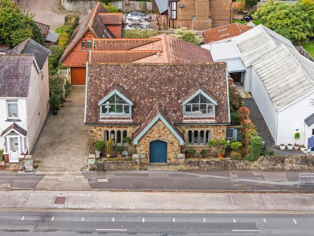 7 bedroom detached house for sale