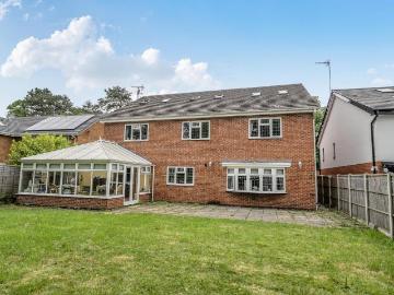 7 bedroom detached house for sale