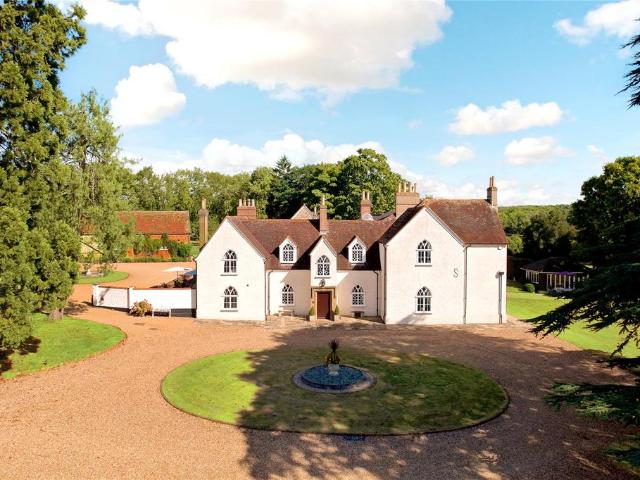 7 bedroom detached house for sale