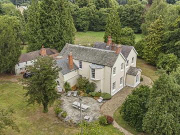 7 bedroom detached house for sale