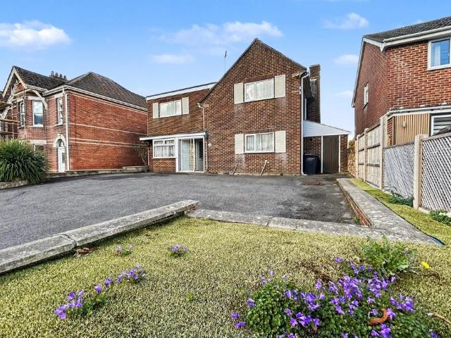 7 bedroom detached house for sale