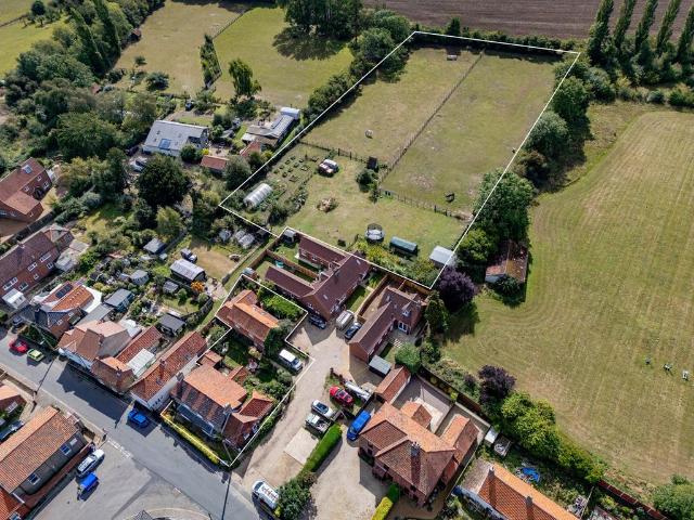 7 bedroom detached house for sale