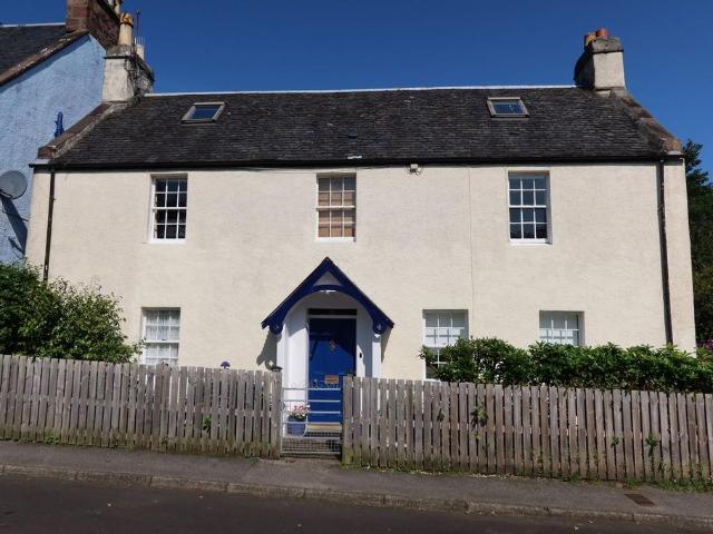 7 bedroom detached house for sale