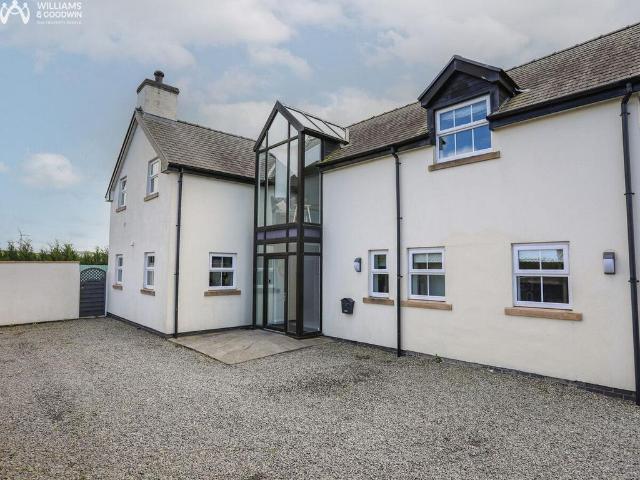 7 bedroom detached house for sale
