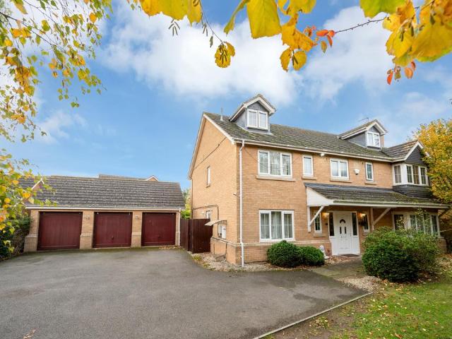 7 bedroom detached house for sale
