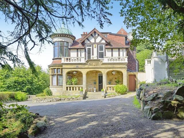 7 bedroom detached house for sale