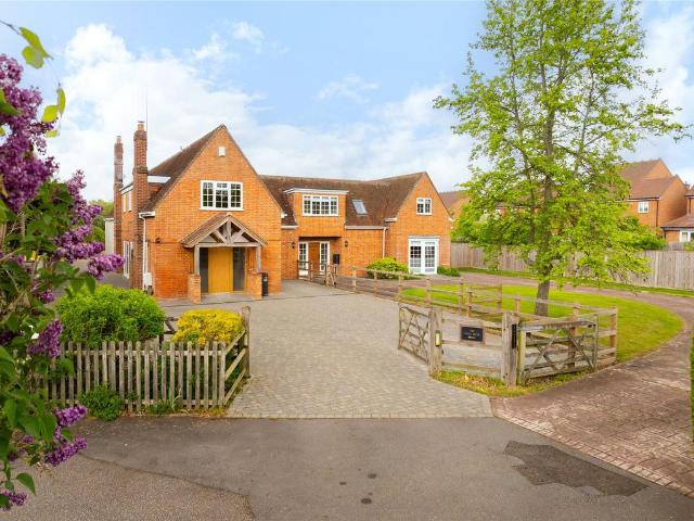 7 bedroom detached house for sale