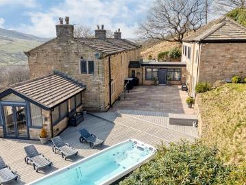 7 bedroom detached house for sale