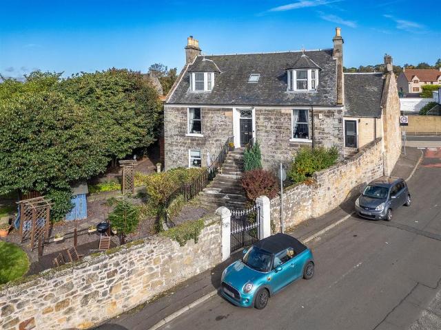 7 bedroom detached house for sale