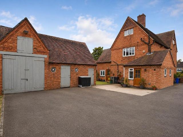 7 bedroom detached house for sale