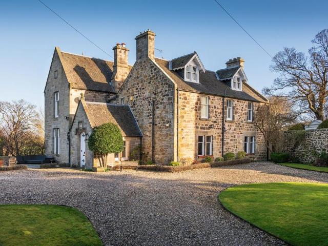 7 bedroom detached house for sale