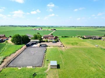 7 bedroom detached house for sale
