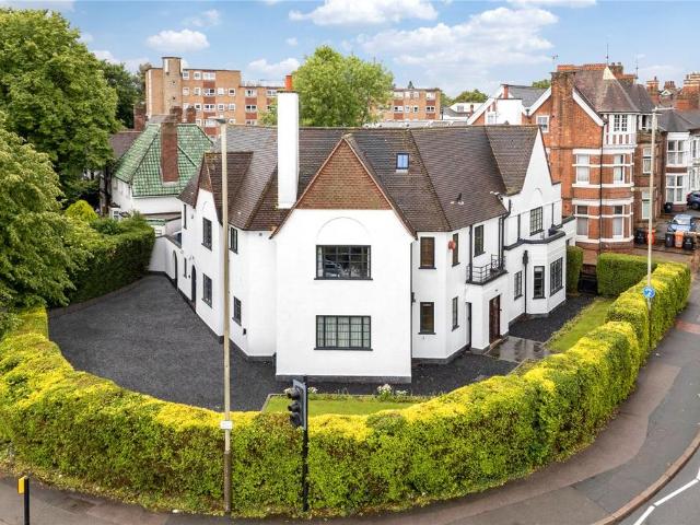 7 bedroom detached house for sale