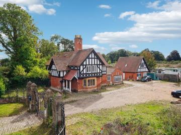 7 bedroom detached house for sale