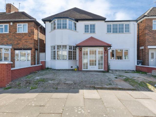 7 bedroom detached house for sale