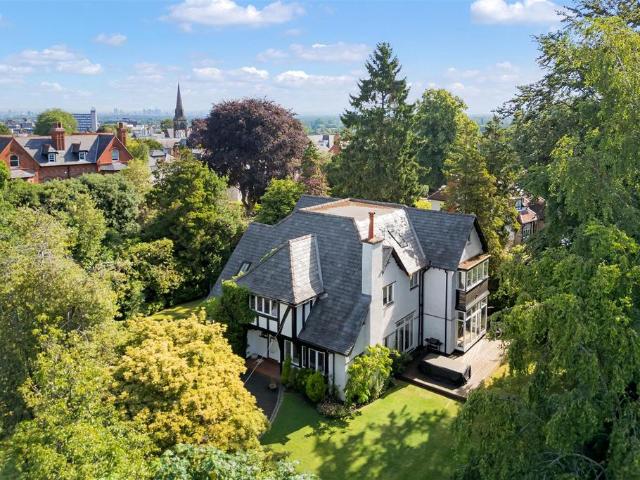 7 bedroom detached house for sale